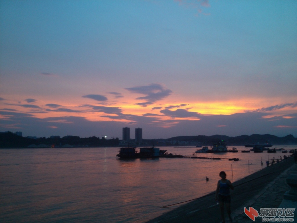 IMG_20130722_194858_编辑.jpg