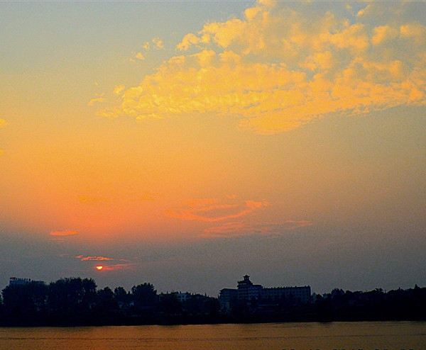 安陆府河夕阳.