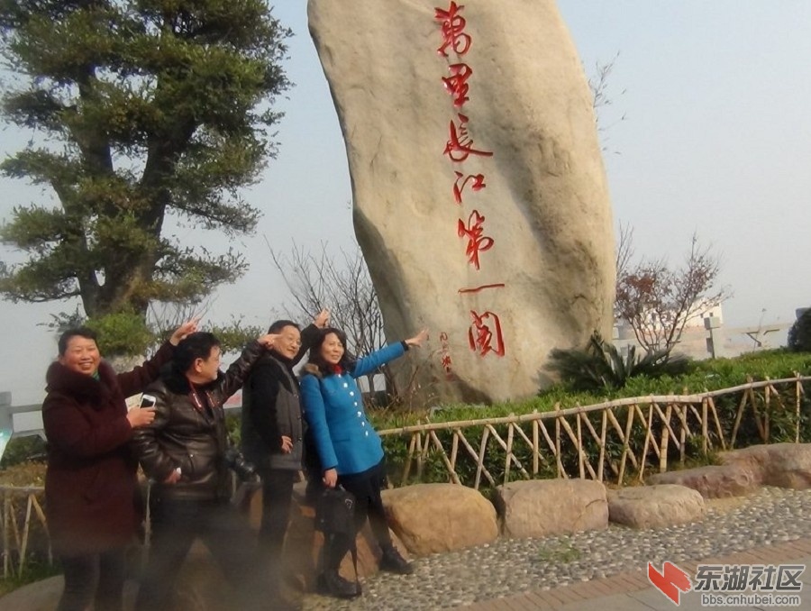 QQ截图20131210232130.jpg