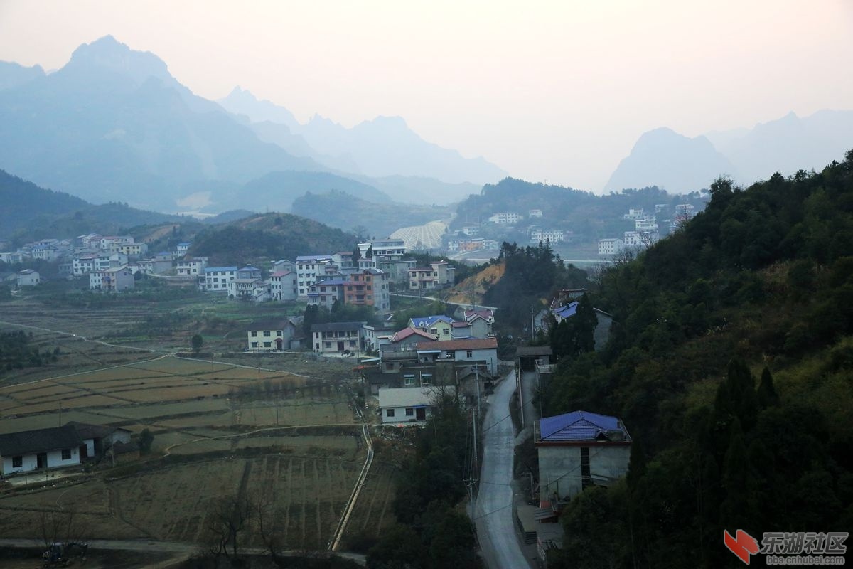 在那遥远的小山村