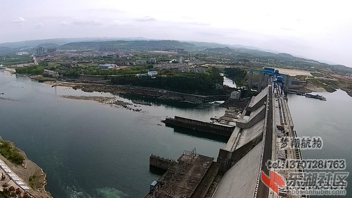 DJI00018.MP4_snapshot_00.58_[2014.04.18_20.55.20].jpg