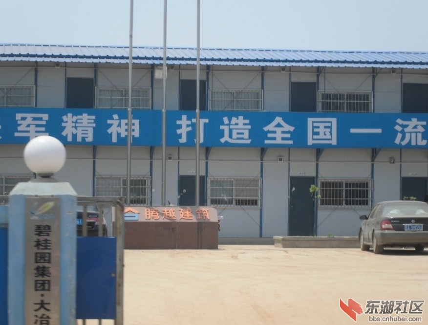 03.jpg