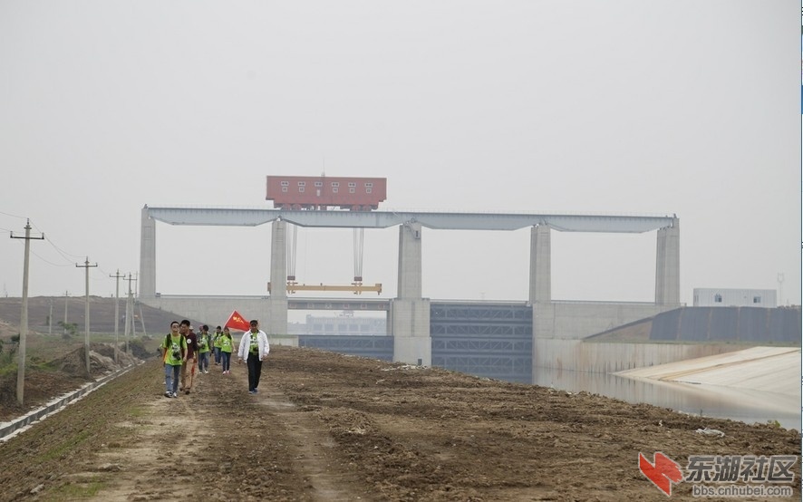 QQ图片20140517023136.jpg