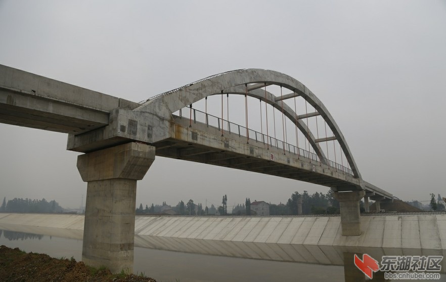 QQ图片20140517023722.jpg