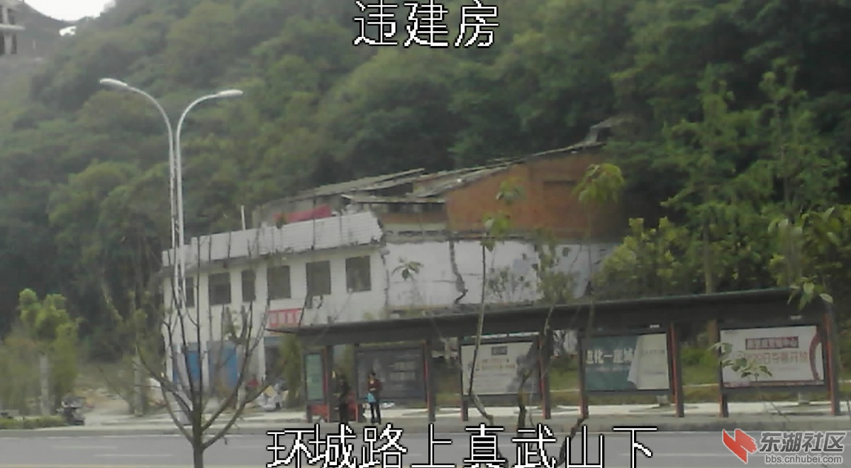 襄城区新外环城路上