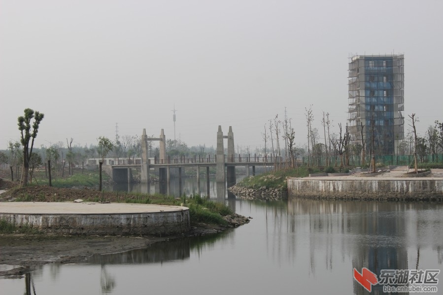 001ZERdqgy6JS55569yf0&690.jpg