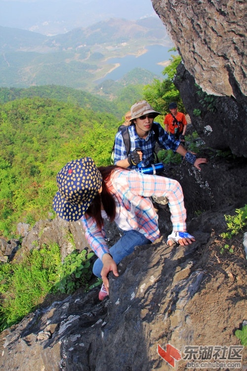 51通城县黄袍山424.jpg