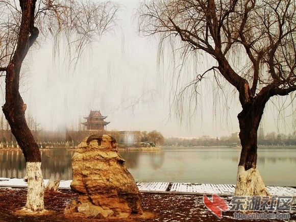 护城河2.jpg