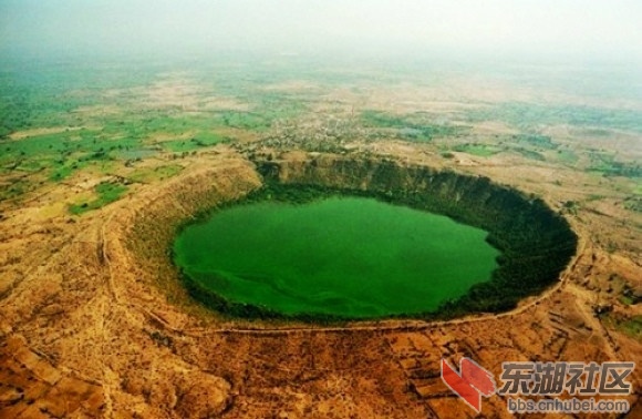 9印度罗娜火山湖.jpg