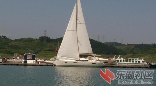 太极湖的水上项目帆船.jpg