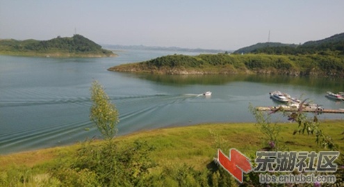 太极湖风景.jpg