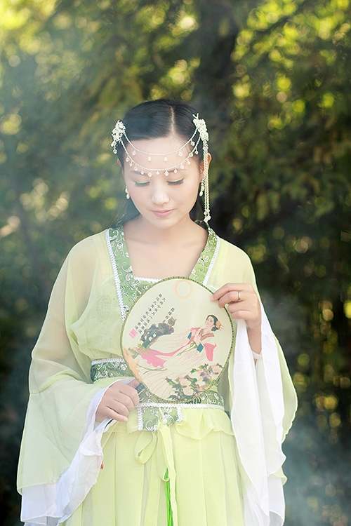 黄袍山古装美女57xx.jpg