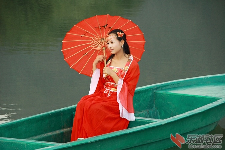 黄袍山古装美女59x.jpg