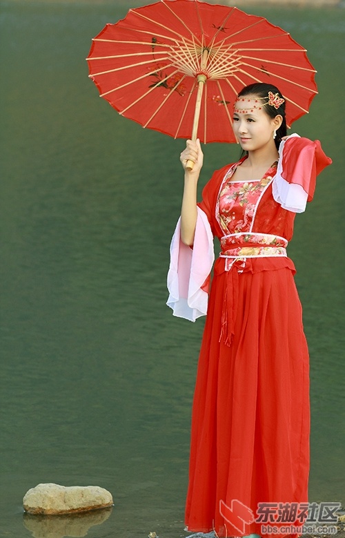 黄袍山古装美女60X.jpg