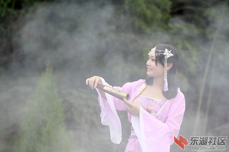 黄袍山古装美女30X.jpg