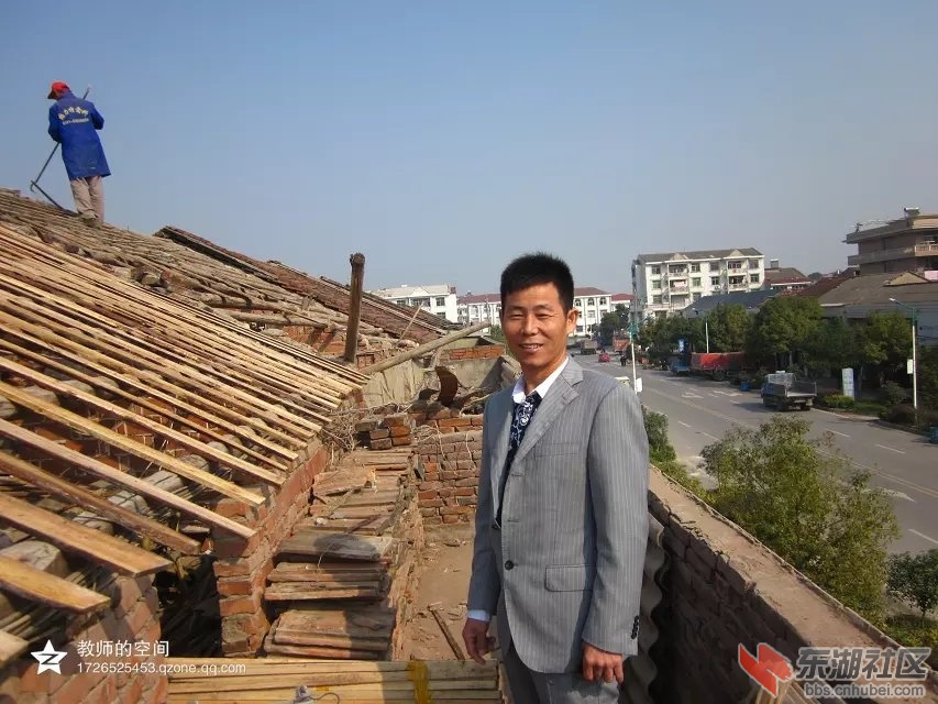 何1.jpg