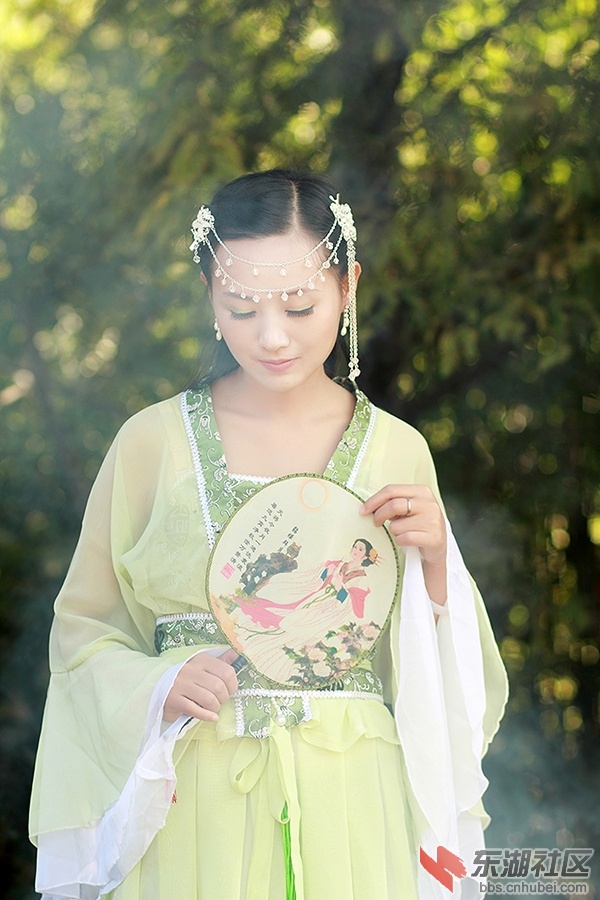 黄袍山古装美女x9.jpg