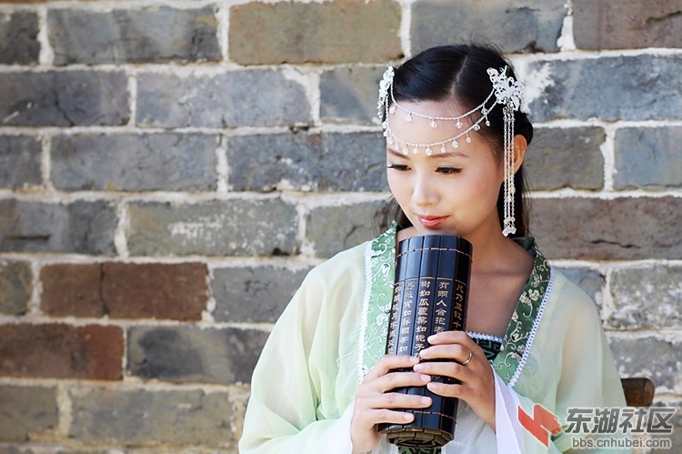 黄袍山古装美女x15.jpg