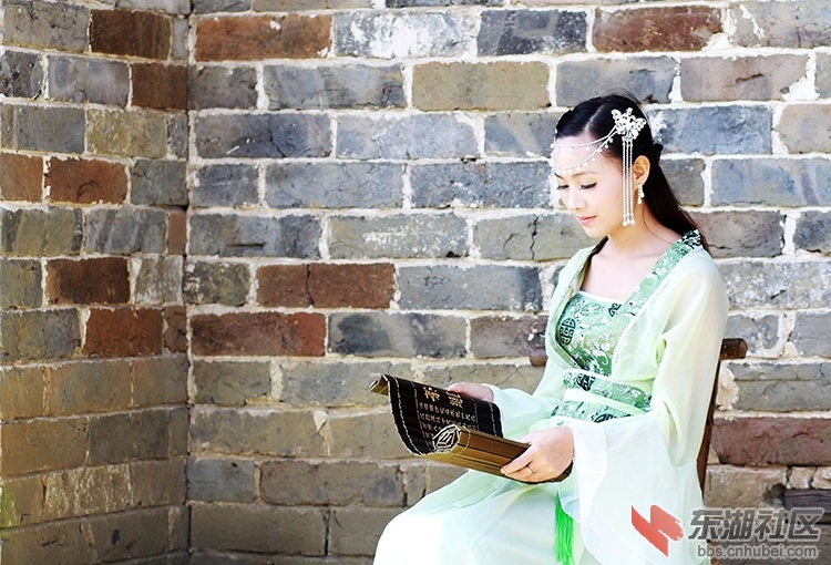 黄袍山古装美女x17.jpg