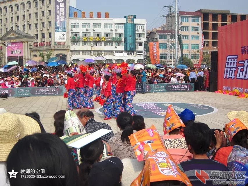 广场舞蹈12.jpg