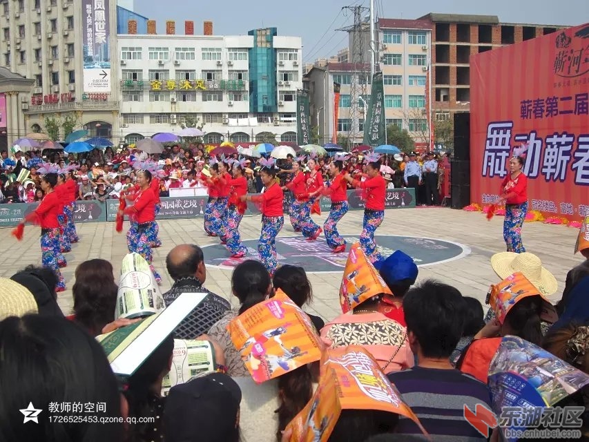 广场舞蹈11.jpg