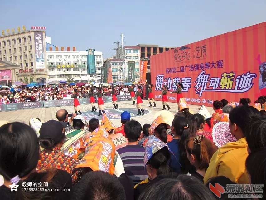 广场舞蹈26.jpg
