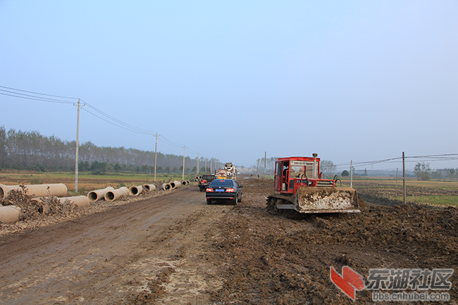 仙西公路西流河段开挖