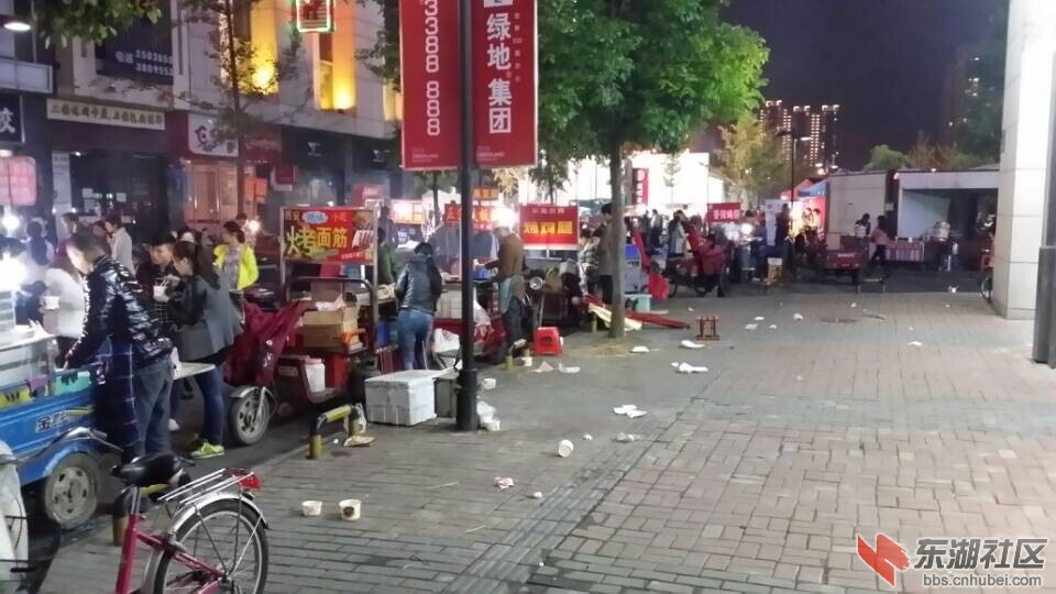 万达脏乱差.jpg