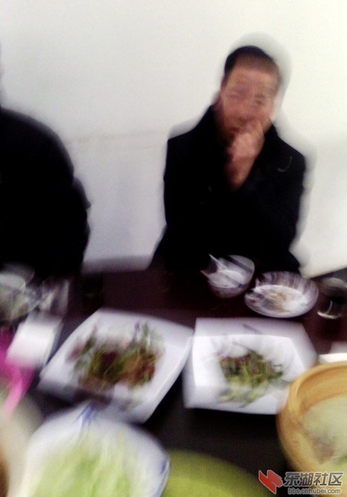 襄州区林业局办案人员1.jpg