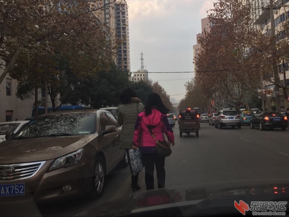 QQ图片20141218214200.jpg