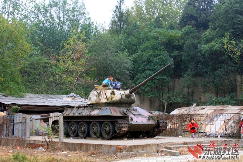 坦克.jpg