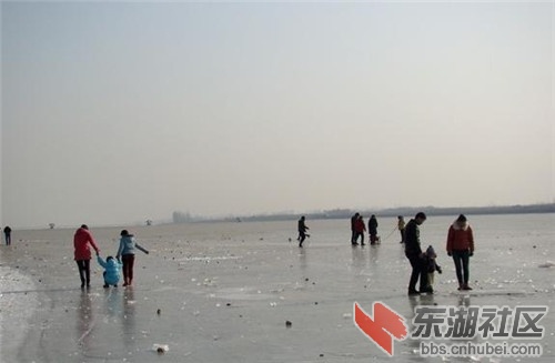 桑干河滑冰.jpg