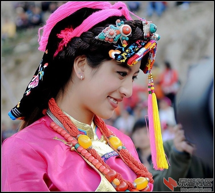 丹巴美女.jpg
