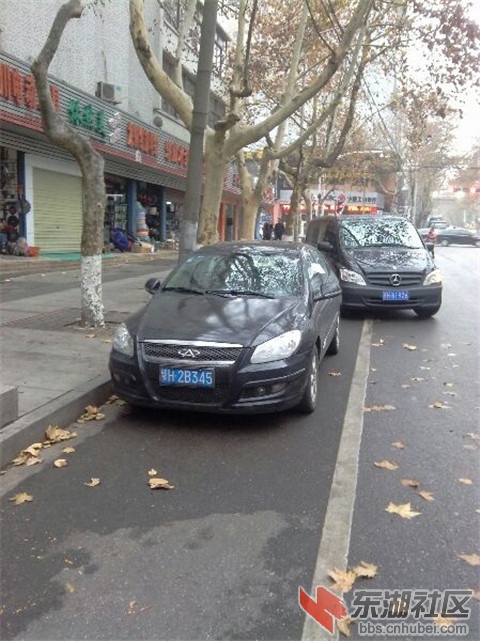鄂H2B345   长宁大道海慧路口.jpg