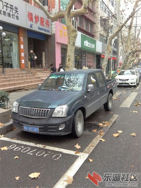 鄂HAB589   长宁大道海慧路至金宁小区路段.jpg
