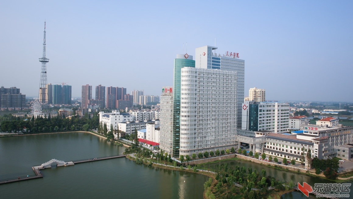 一医航拍外景4.jpg
