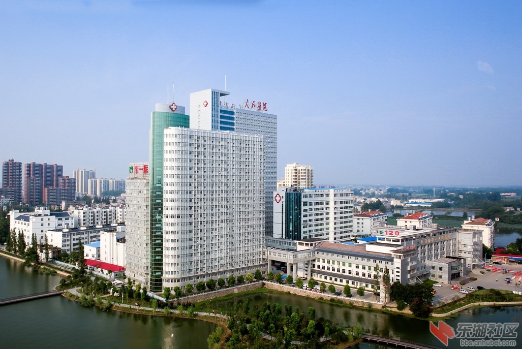 一医航拍外景6.jpg