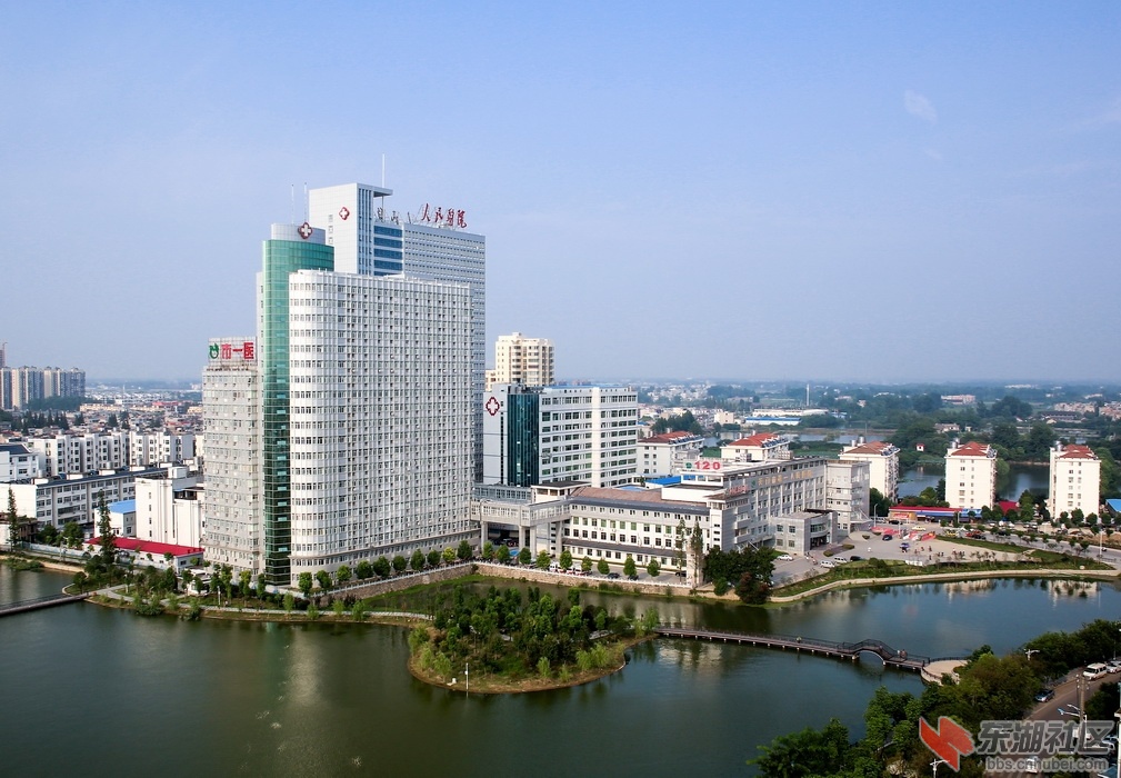 一医航拍外景7.jpg