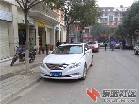 鄂HJ1718.jpg
