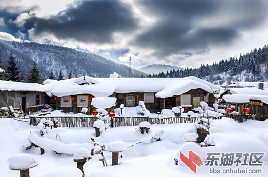 人和雪乡.jpg