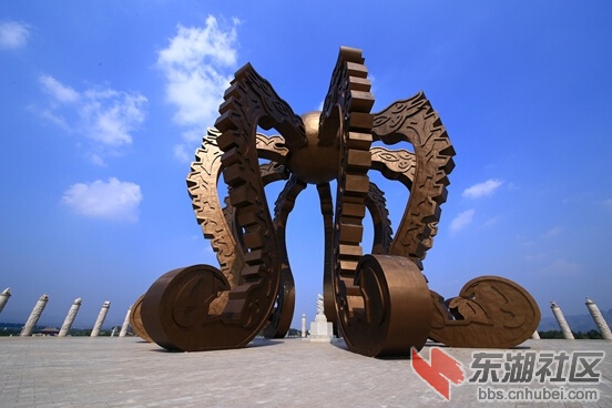 涿鹿合符坛九龙腾飞.jpg