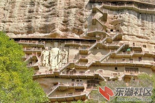 5麦积山栈道.jpg