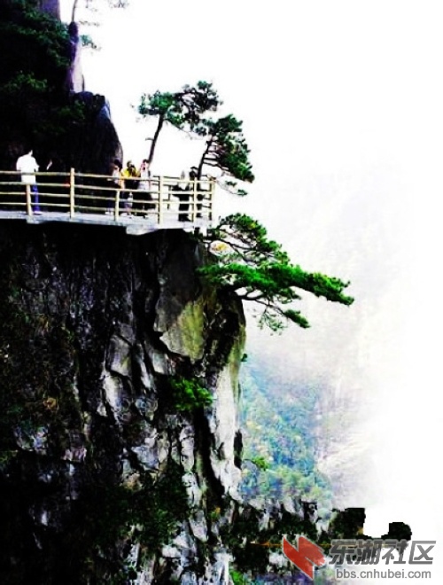 7宜春明月山青云栈道.jpg