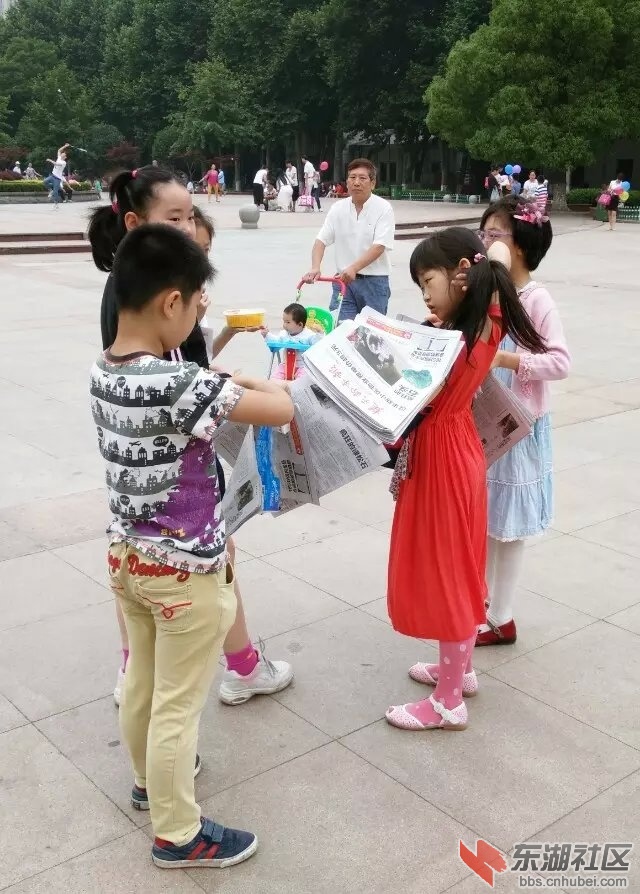 报童3.jpg