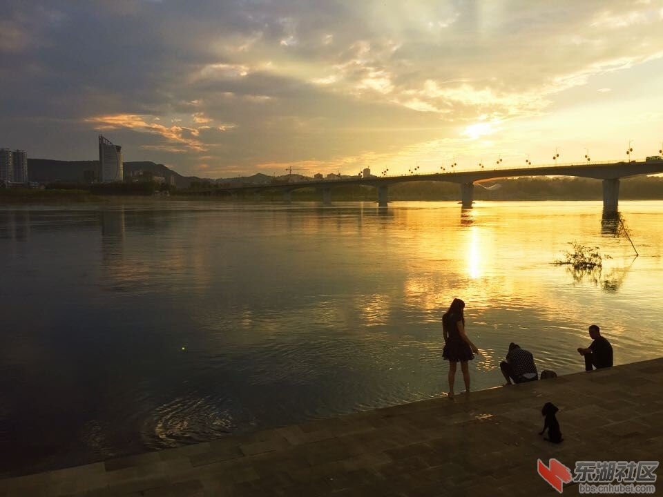 QQ图片20150630222059.jpg