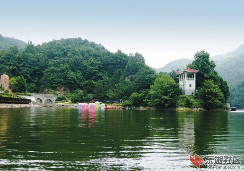 木兰山天池.jpg