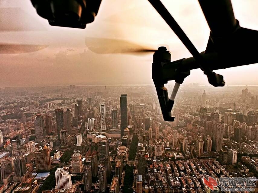 哈哈，这个在500米高空触发自动返航了