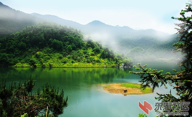湖北高山湖黄袍山天潭1.jpg