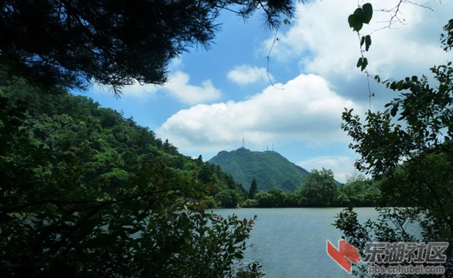 湖北高山湖白龙池.jpg