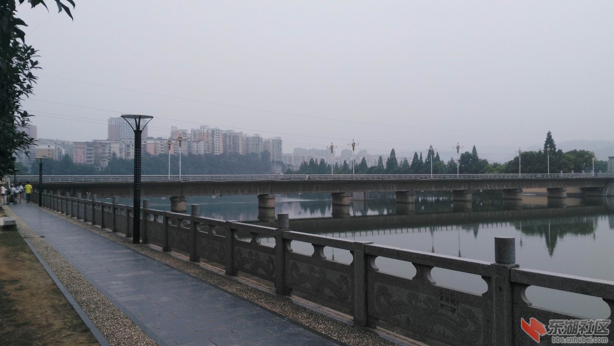 小溪塔